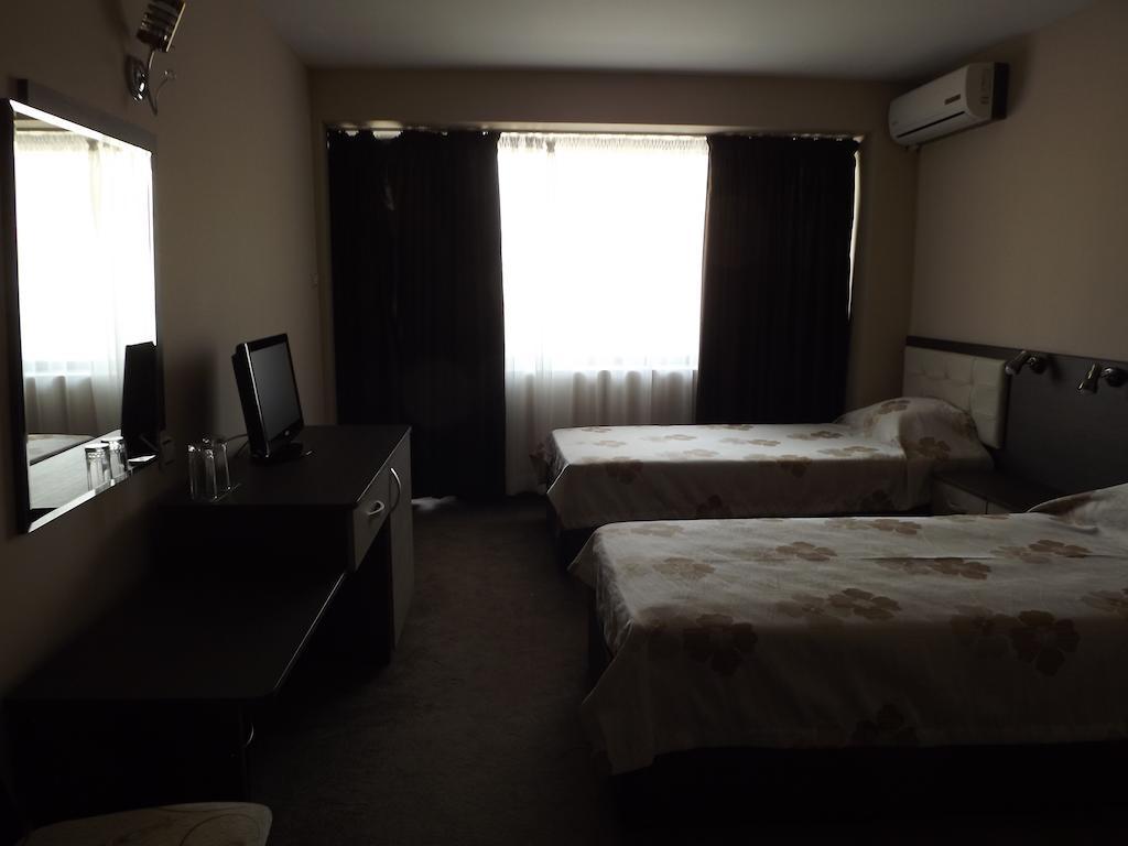 Hotel Bulgaria Petrich (Blagoevgrad) Bilik gambar